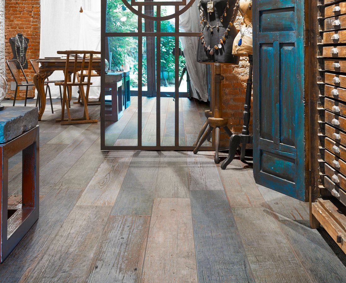 BLENDART, Grey tiles by Ceramica Sant'Agostino