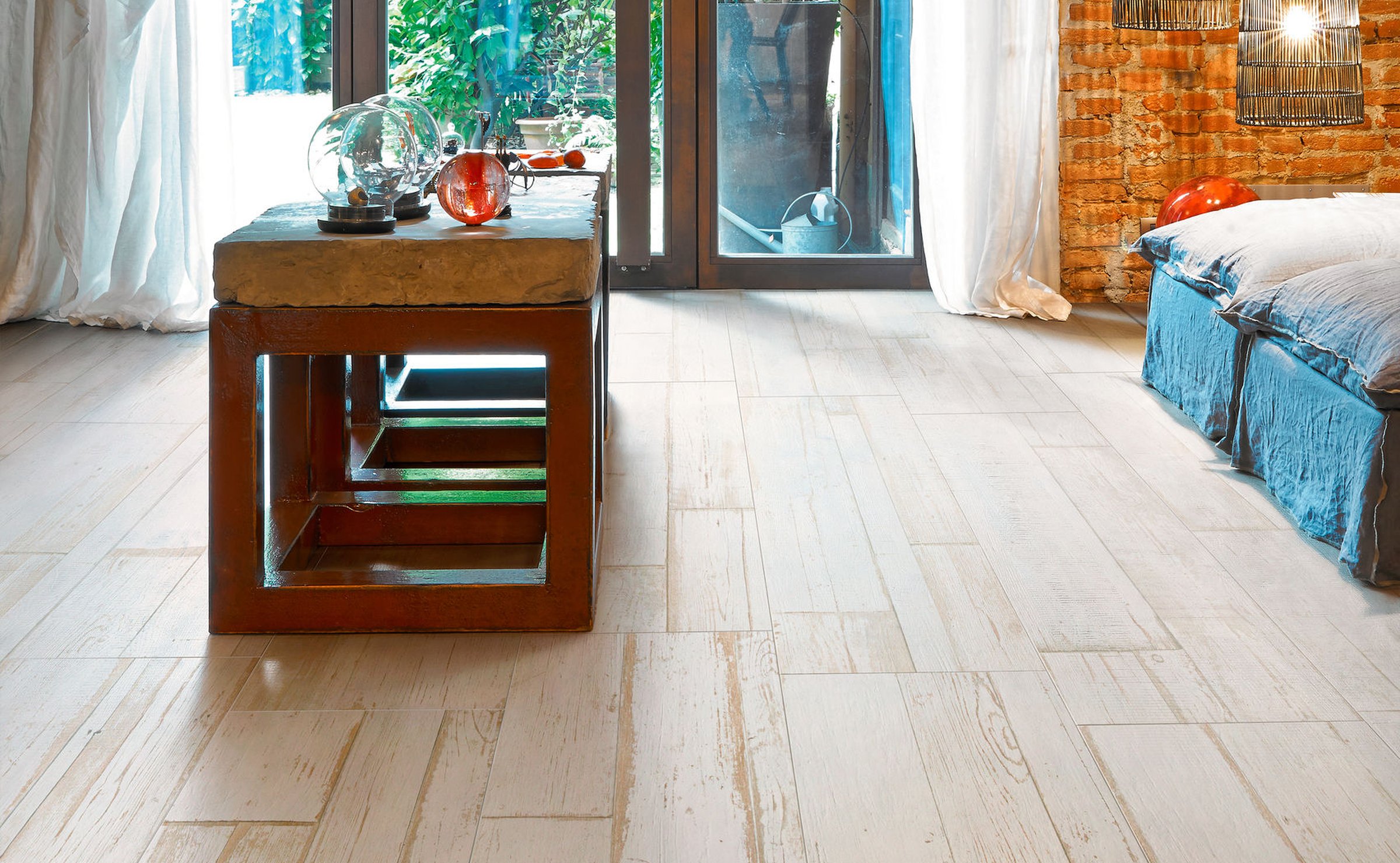 Blendart: wood effect stoneware